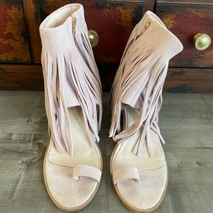 Australia Luxe Collective Blush Suede Heels Size 9.5